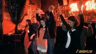 Speed dating.Быстрые знакомства 7minyt в легендарном баре ХХХХ