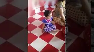 E junior preschool ( 2 year children classroom activity )