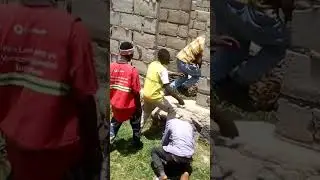 habari kiufupi police achezea vitasa na wauni 😂