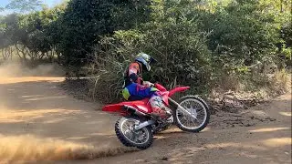 Corrida de Drift Crf250f