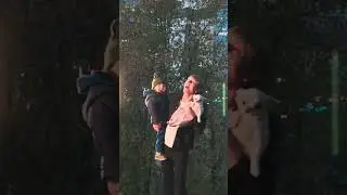 МАЛЫШ ПОМОГАЕТ ПАПЕ