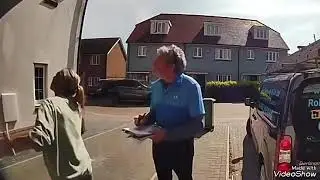 Spider-Man 🐕  https://youtu.be/bmZCkiOrgO8