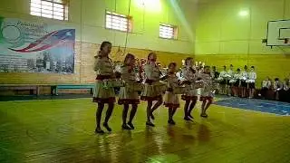 группа барабанщиц Тулучи