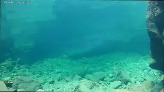 2018おしらじの滝　ブルーの滝壺を覗く　Peek into the water of a waterfall