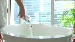 Микс для ванны c травами и маслом «SEA RELAX»  Salt of the Earth