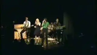 Ivana Radovnikovic & Petra - Fever (Live 30.05)