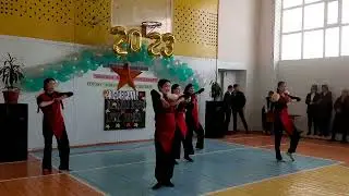 Заманбап кыргыз бийи "Арууке"2 бий тобу