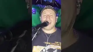 НУ ЧТО ЖЕ ТЫ МОИМ ЦВЕТАМ СОВСЕМ НЕ РАДА...