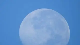 Nikon Coolpix P900 - Moon Zoom!