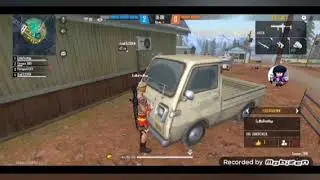Играю в Битву отрядов во Free Fire