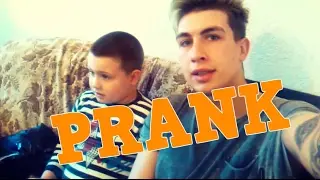 PRANKUJEM MLADJEG BRATA !