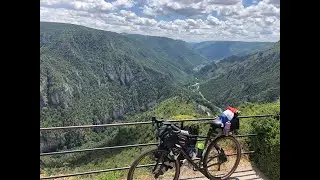Voyage à vélo : Grande Randonnée A Vélo En Lozère (GRAVEL)