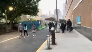 #511 ИДЕМ К МЕТРО ПОСЛЕ ПРОГУЛКИ НА КАТЕРЕ К СТАТУИ СВОБОДЫ. 🗽🇺🇸❤️