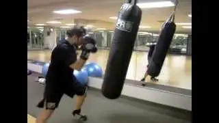 ronin boushnak warming up on bag