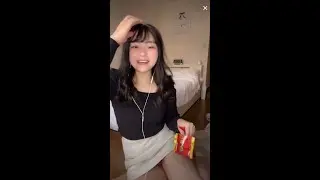 TikTok Japanese upskirt :)