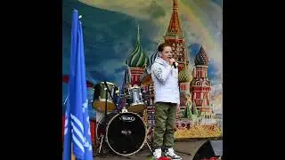 Военная песня из к/ф "В небе ночные ведьмы" поёт Губанов Марк