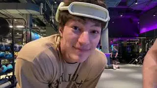 IRL ЕГОР МИНИПЕККА И ШАХ ЛАВСОСА ТРЕНИРУЮТСЯ В ЗАЛЕ I стрим егора на твиче