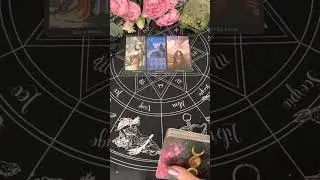 Мужчина резко замолчал, почему он так себя ведёт?🔮