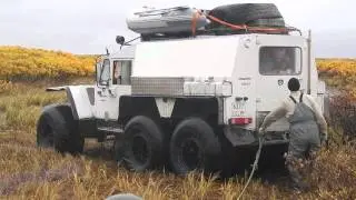 ВЕЗДЕХОД ХИЩНИК ЧЕРЕЗ РУЧЕЙ