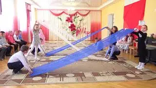 Танец с полотнами 
