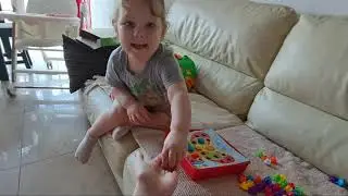 Caroleene's Rainbow Puzzle Challenge! 🌈 Learn Colors with Adorable Toddler! 🧩