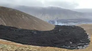 Walk to Lava Field - Geldingadalur - Iceland