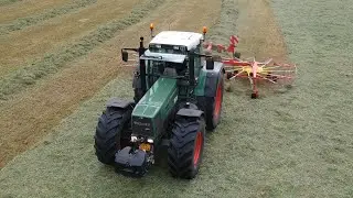 Raking silage with Fendt & Pöttinger