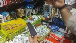Автодержатель с безпроводной зарядкой и сенсорным управлением