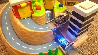 Tonka Minis City Rescue Playset with Electronic Lights and Sounds Police Fire City