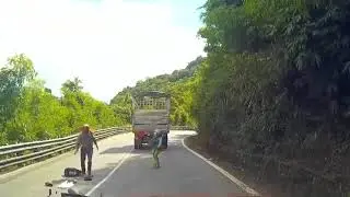 LÁI XE ẨU VÀ CÁI KẾT