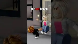 KAREN abandoned her son BACON in the rain😢#roblox #robloxshorts