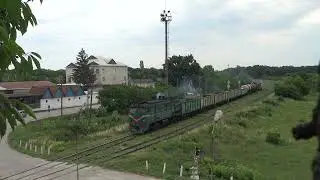 2ТЭ10Л-792А & ЧМЭ3-2144 [CFM]  Freight train | Грузовой поезд