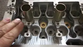 Как установить направляющие свечных колодцев.