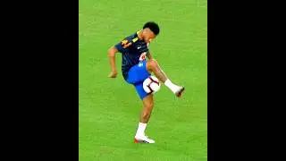 Neymar Freestyle Skills 🔥😎