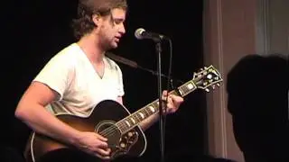 Carter Hulsey - Like A Bear 08-07-2011 Live Acoustic at the YMCA in Cambridge, MA