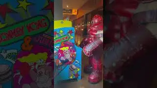 Juggernaut plays Donkey Kong 