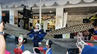 dance: Raminten Cabaret