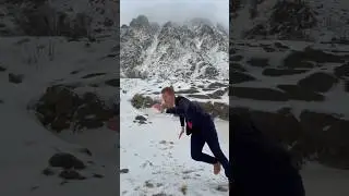 This was TOO COLD and slippery😮‍💨🥶🕺 #dance #norway #mountains #cold