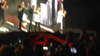 One Direction - Through The Dark (Rose Bowl 9/11/14)