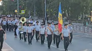 Шествие 1-ой бельцкой мотопехотной бригады "Молдова" в День Независимости Республики Молдова