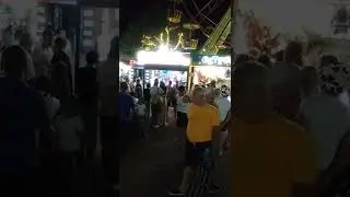Эмоции девушек на 22 D аттракционе в Кабардинке