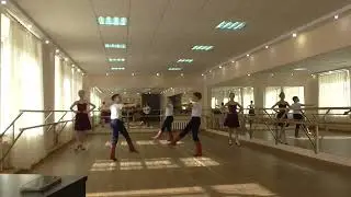 Народный танец 6 класс - русская комбинация с поклоном.