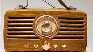 Бумбокс колонка радио в стиле ретро New Rixing NR-4013