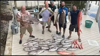 140 MILES OFFSHORE in 29ft BOAT for BIG deepwater EXOTICS | PULLEY RIDGE