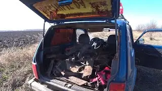 НЕБИТАЯ ДЕРЕВНЯ ПОЛНАЯ МЕТАЛЛА / нашёл золотую жилу / Коп в заброшенной деревушке!