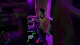 #ravelution20 #djsonar #сашасонар #vinil #rave #брусницин #krauzeparty #летовспб #петербургскиймикс
