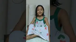 Reading English stories with Pobo