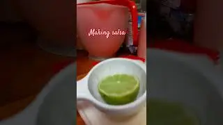 making home-made salsa #salsa