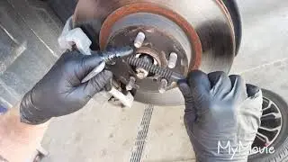 How to remove Toyota axle and nut