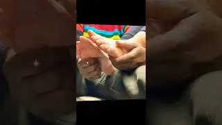 🌚 Public Feet Massaging Mature Soles Candid Feet Toes 🌝 